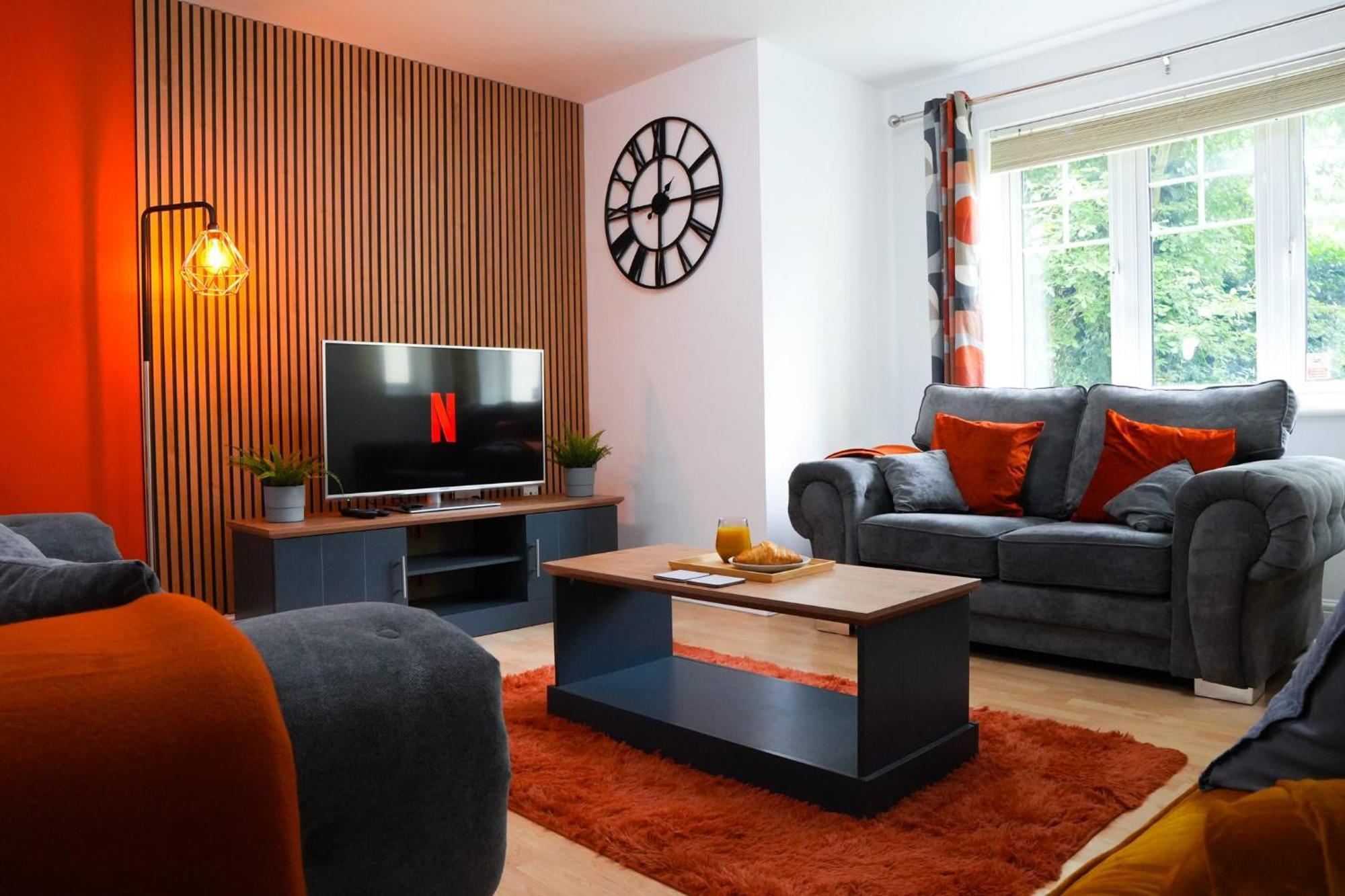 Whole 2-Bed Apartment - Contractors, Professionals, Ulez Free, Free Parking, B'Ham City 10Mins Birmingham Kültér fotó