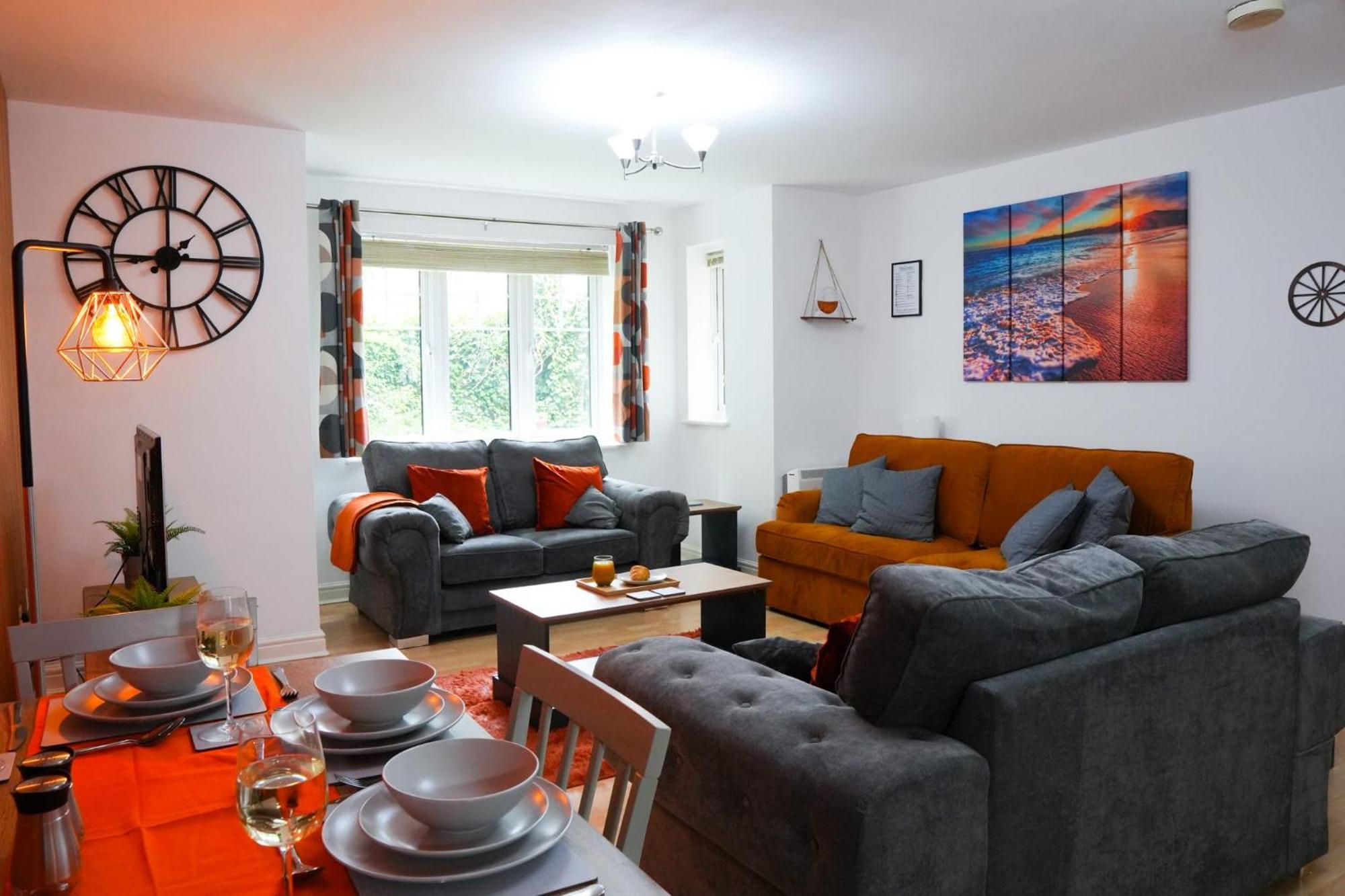 Whole 2-Bed Apartment - Contractors, Professionals, Ulez Free, Free Parking, B'Ham City 10Mins Birmingham Kültér fotó